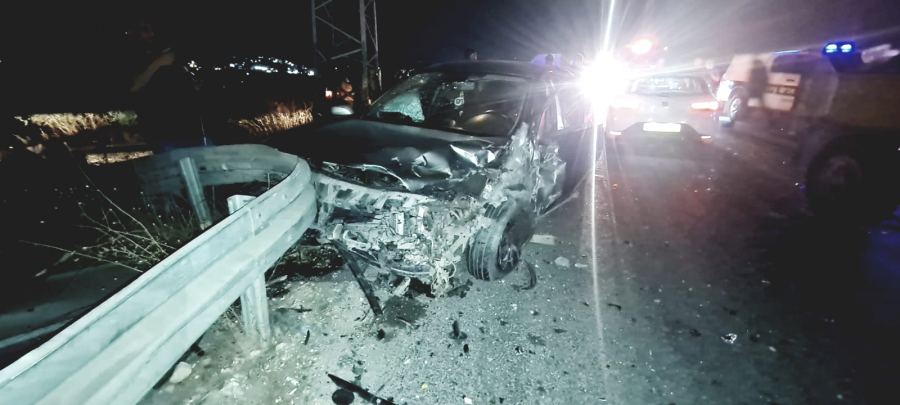 3 مصابين أحدهم بحالة خطيرة بحادث في وادي سلامة